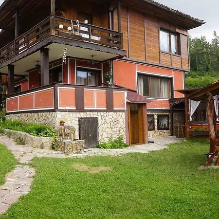 Mountain Paradise 2*